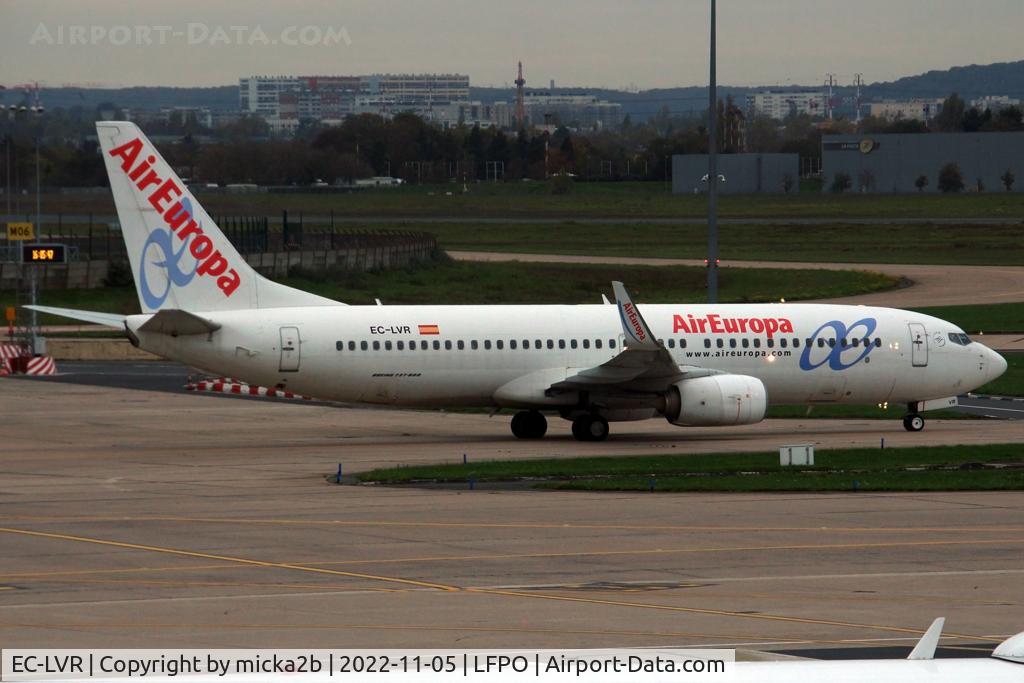 EC-LVR, 2013 Boeing 737-85P C/N 36593, Taxiing