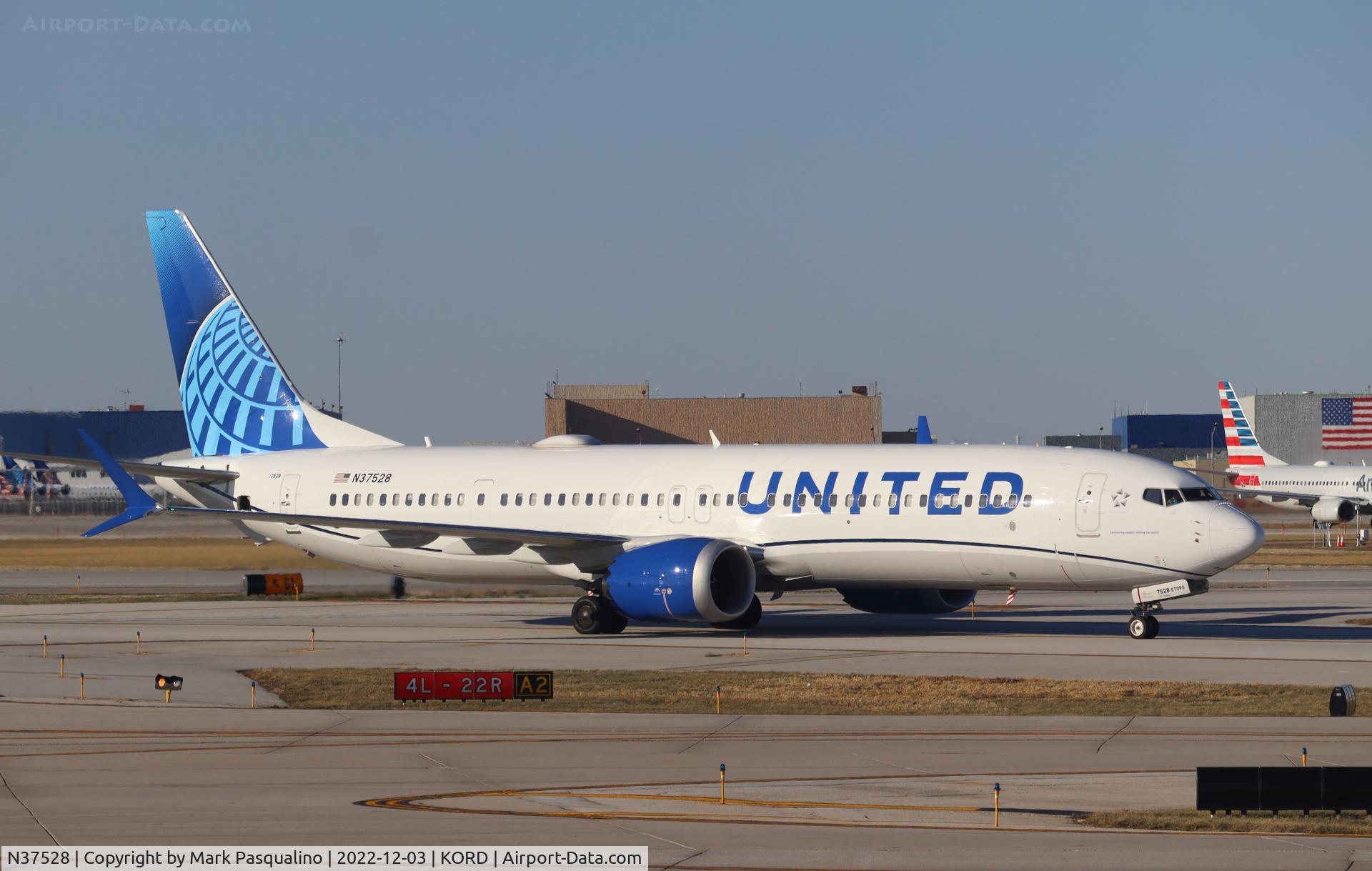 N37528, 2021 Boeing 737-9 MAX C/N 64502, Boeing 737-9 MAX