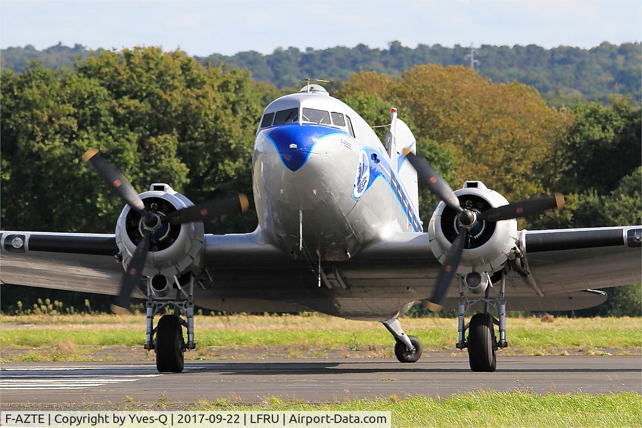 F-AZTE, 1943 Douglas C-47A-1-DL  Skytrain C/N 9172, Douglas C-47A Skytrain, Lining up rwy 22, Morlaix-Ploujean airport (LFRU-MXN) Air show 2017