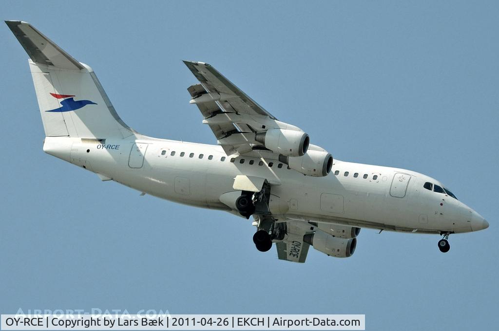 OY-RCE, 1993 British Aerospace Avro 146-RJ85 C/N E.2233, RWY04L