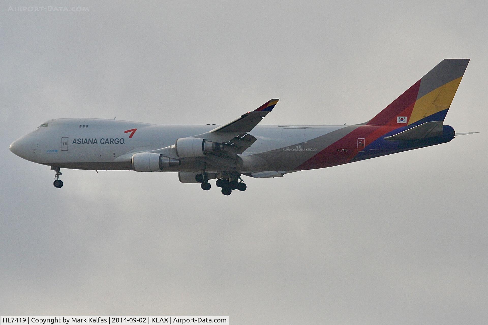 HL7419, 1994 Boeing 747-48EF (SCD) C/N 25781, Asiana Cargo Boeing 747-48EF, HL 7419 24R approach KLAX.