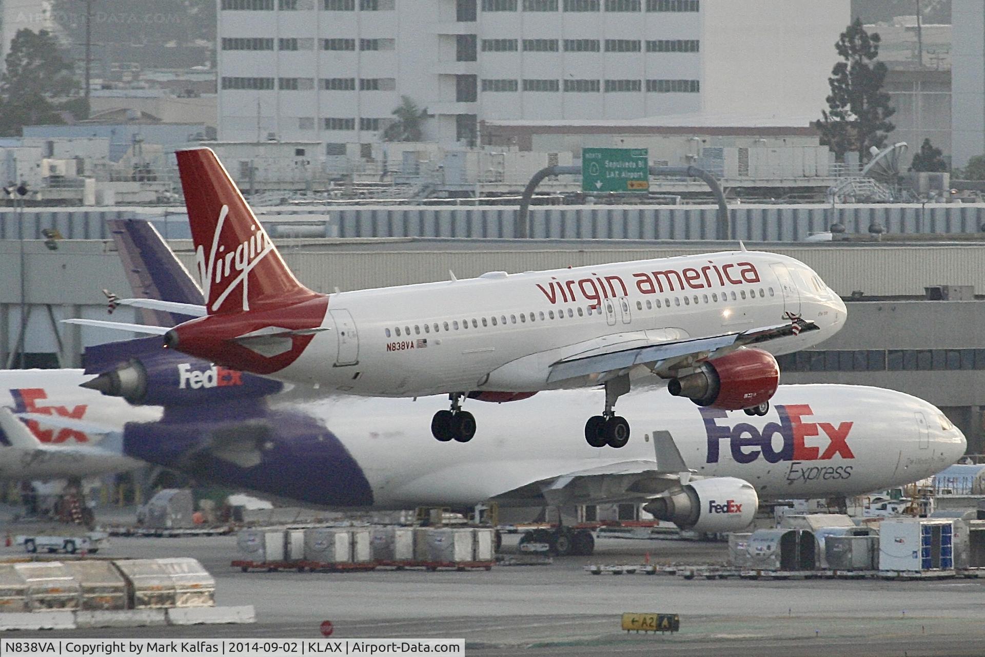N838VA, 2010 Airbus A320-214 C/N 4559, Virgin America Airbus A320-214, N838VA on short final 25L LAX
