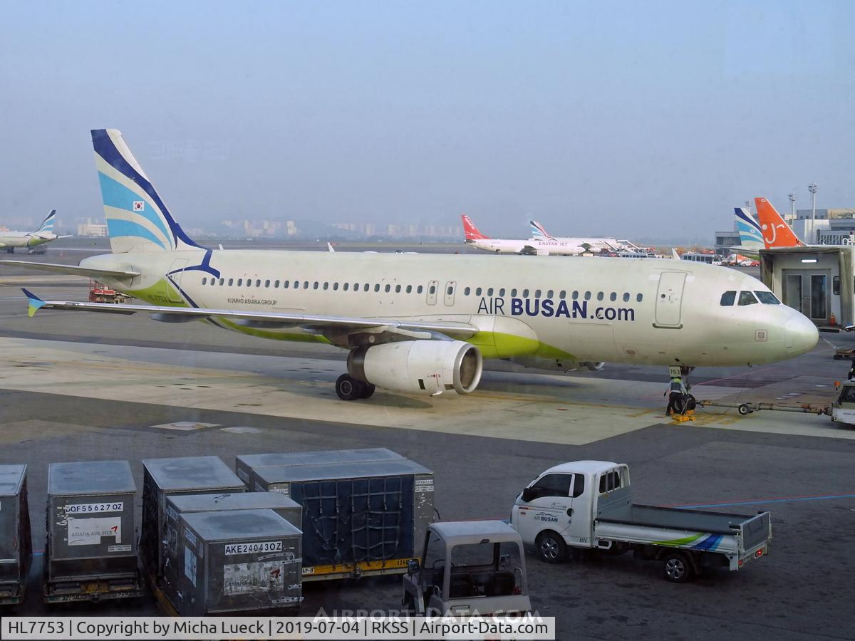HL7753, 2006 Airbus A320-232 C/N 2943, At Gimpo