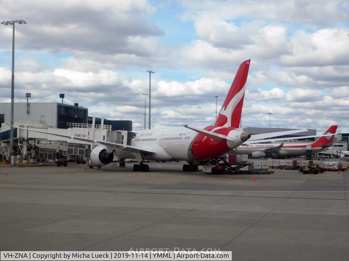 VH-ZNA, 2017 Boeing 787-9 Dreamliner C/N 39038, At Tullamarine