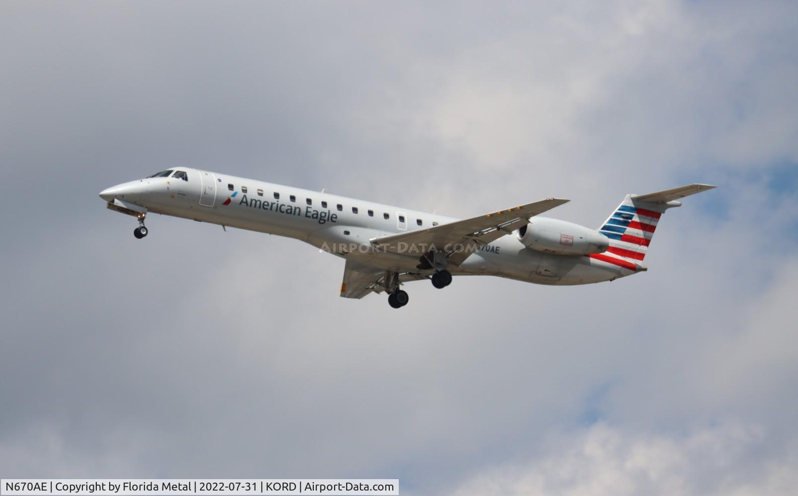 N670AE, 2004 Embraer ERJ-145LR (EMB-145LR) C/N 145790, ORD 2022