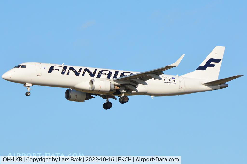OH-LKR, 2011 Embraer 190LR (ERJ-190-100LR) C/N 19000436, RWY22L