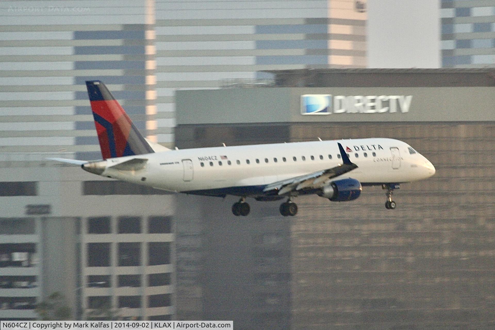 N604CZ, 2007 Embraer 175LR (ERJ-170-200LR) C/N 17000181, SkyWest/Delta Connection Embraer 175LR, N604CZ on approach to 25L LAX