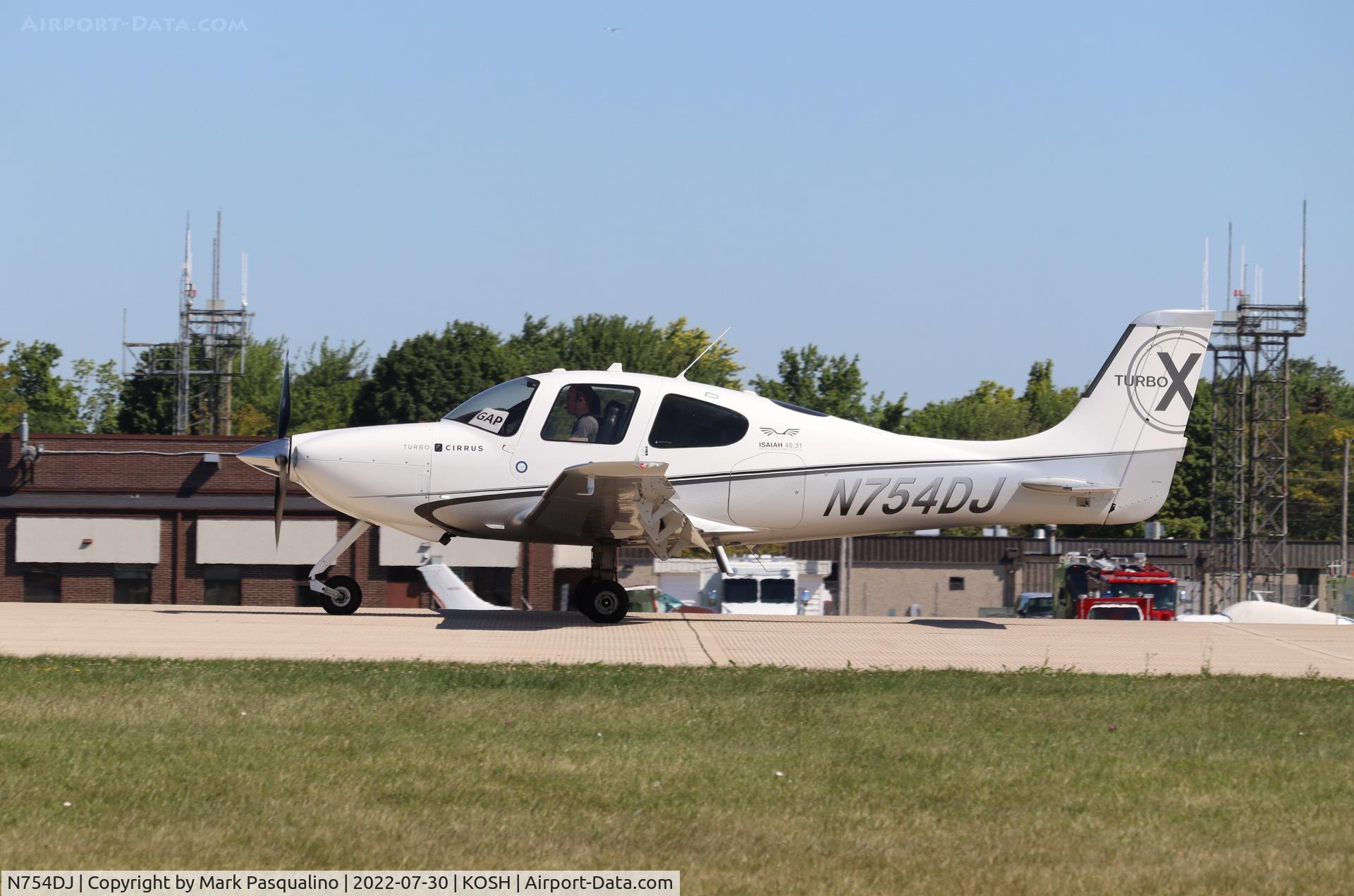 N754DJ, 2010 Cirrus SR22 C/N 3671, Cirrus SR22