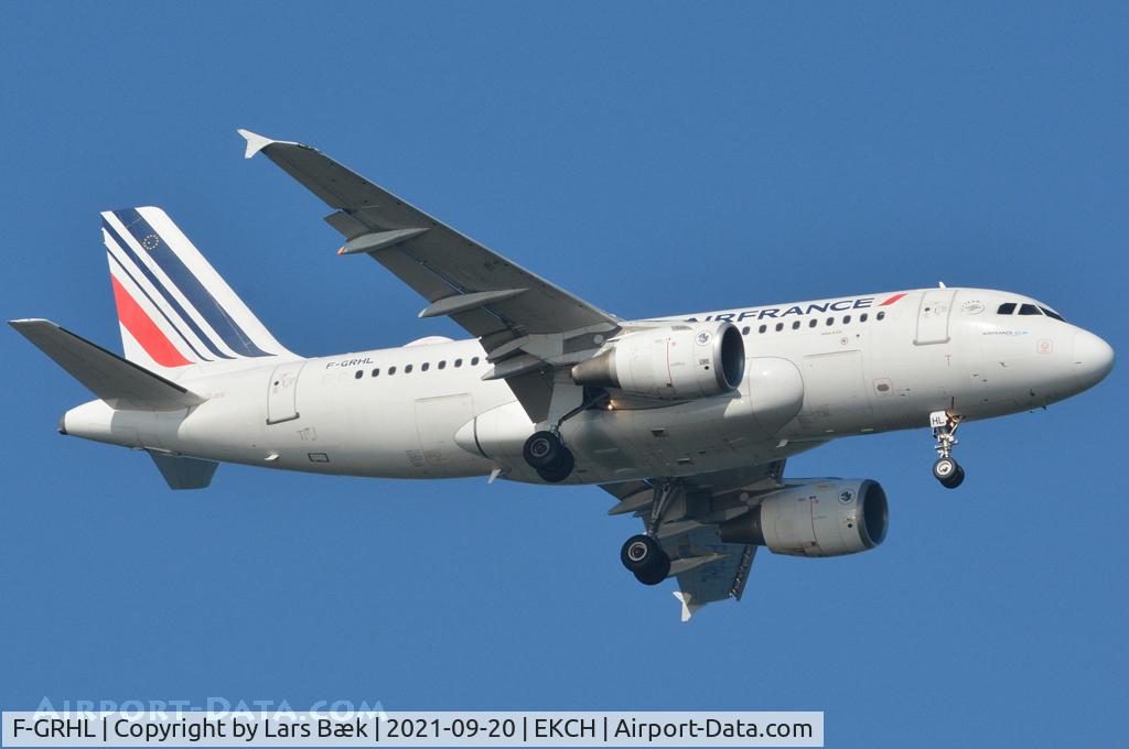 F-GRHL, 2000 Airbus A319-111 C/N 1201, RWY04L
