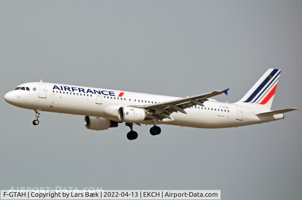 F-GTAH, 1999 Airbus A321-211 C/N 1133, RWY22L