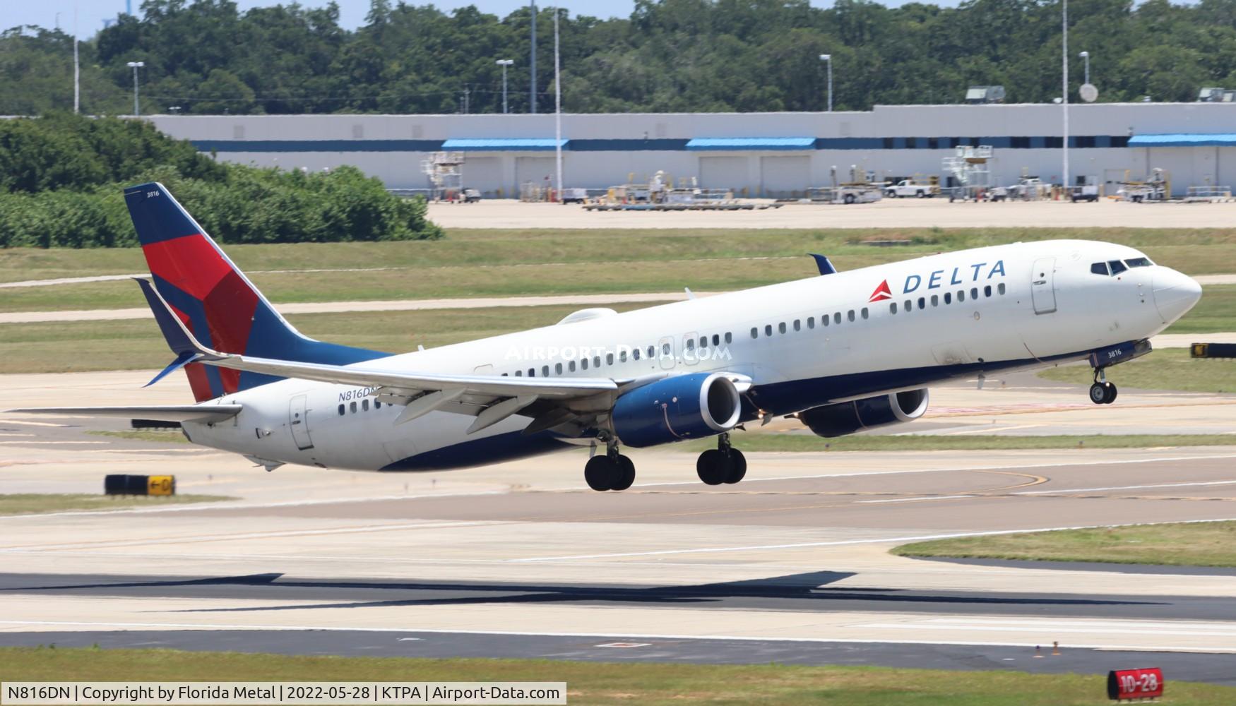 N816DN, 2014 Boeing 737-932/ER C/N 31927, TPA 2022