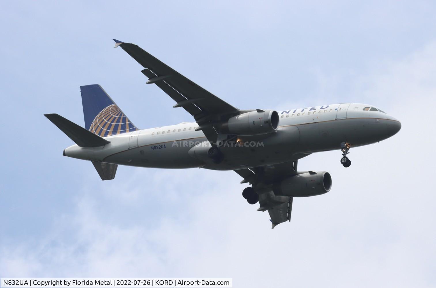 N832UA, 2000 Airbus A319-131 C/N 1321, ORD 2022
