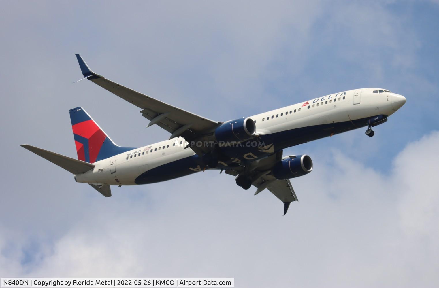 N840DN, 2015 Boeing 737-932/ER C/N 31951, MCO 2022