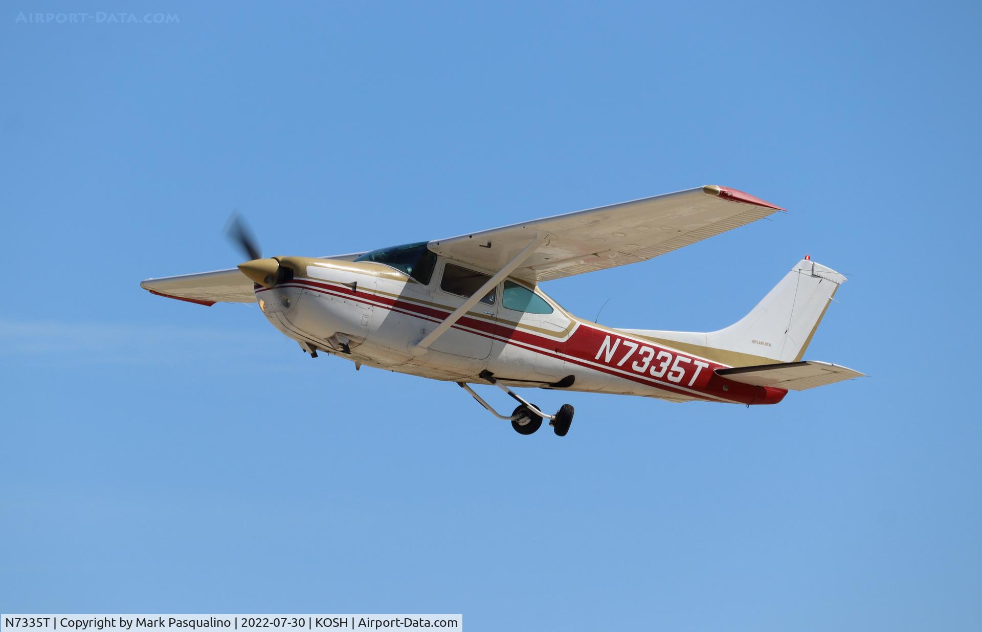 N7335T, 1977 Cessna R182 Skylane RG C/N R18200029, Cessna R182