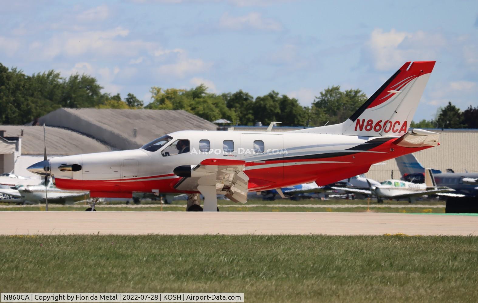 N860CA, Socata TBM-700 C/N 596, OSH 2022