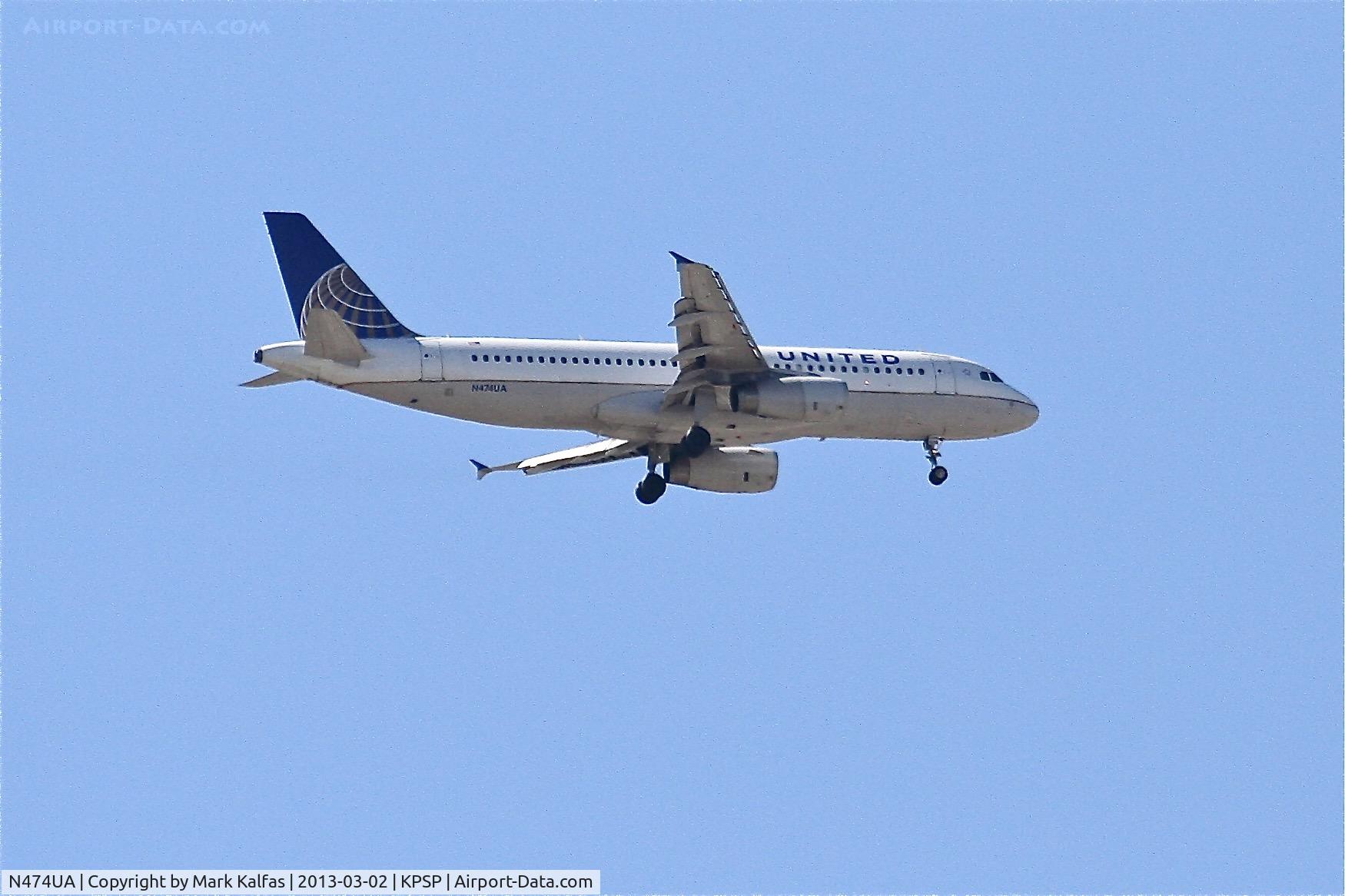 N474UA, 2001 Airbus A320-232 C/N 1475, United Airbus A320-232, N474UA on approach to PSP