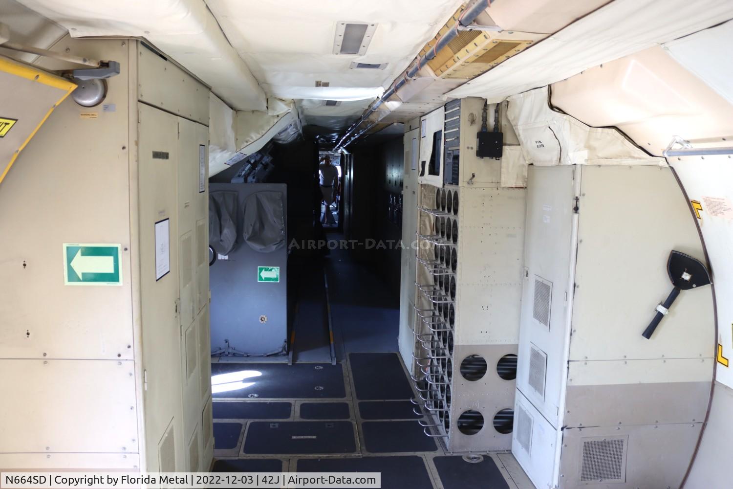 N664SD, Lockheed AP-3C Orion C/N 285D-5793, MHD Rockland