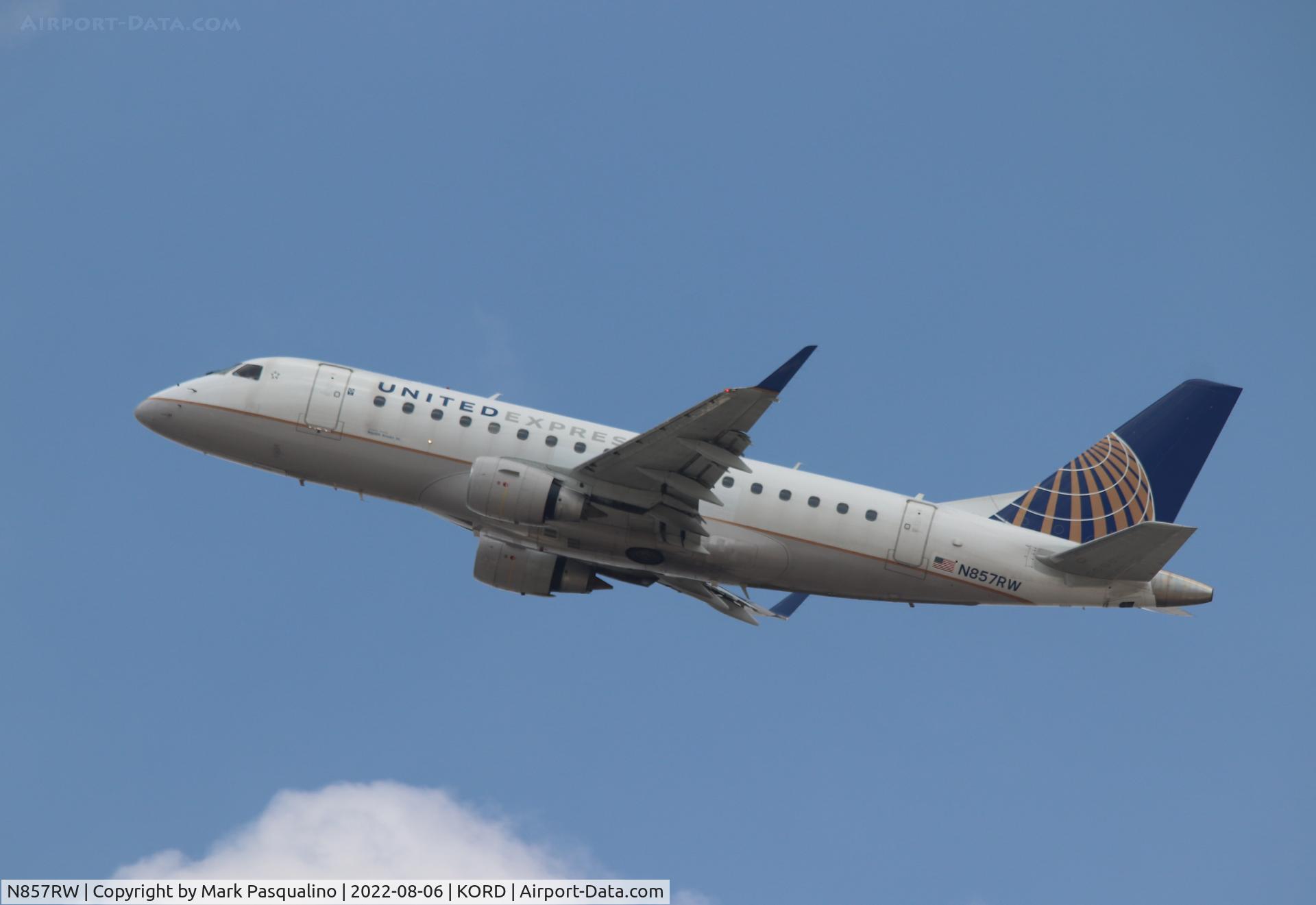 N857RW, 2005 Embraer 170SE (ERJ-170-100SE) C/N 17000079, ERJ-170-100SE
