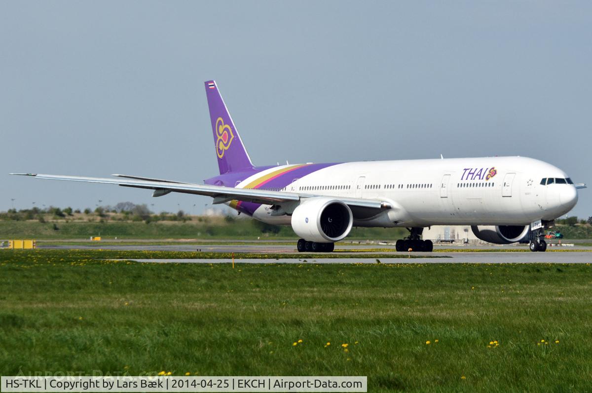 HS-TKL, 2012 Boeing 777-3AL/ER C/N 41521, RWY04R