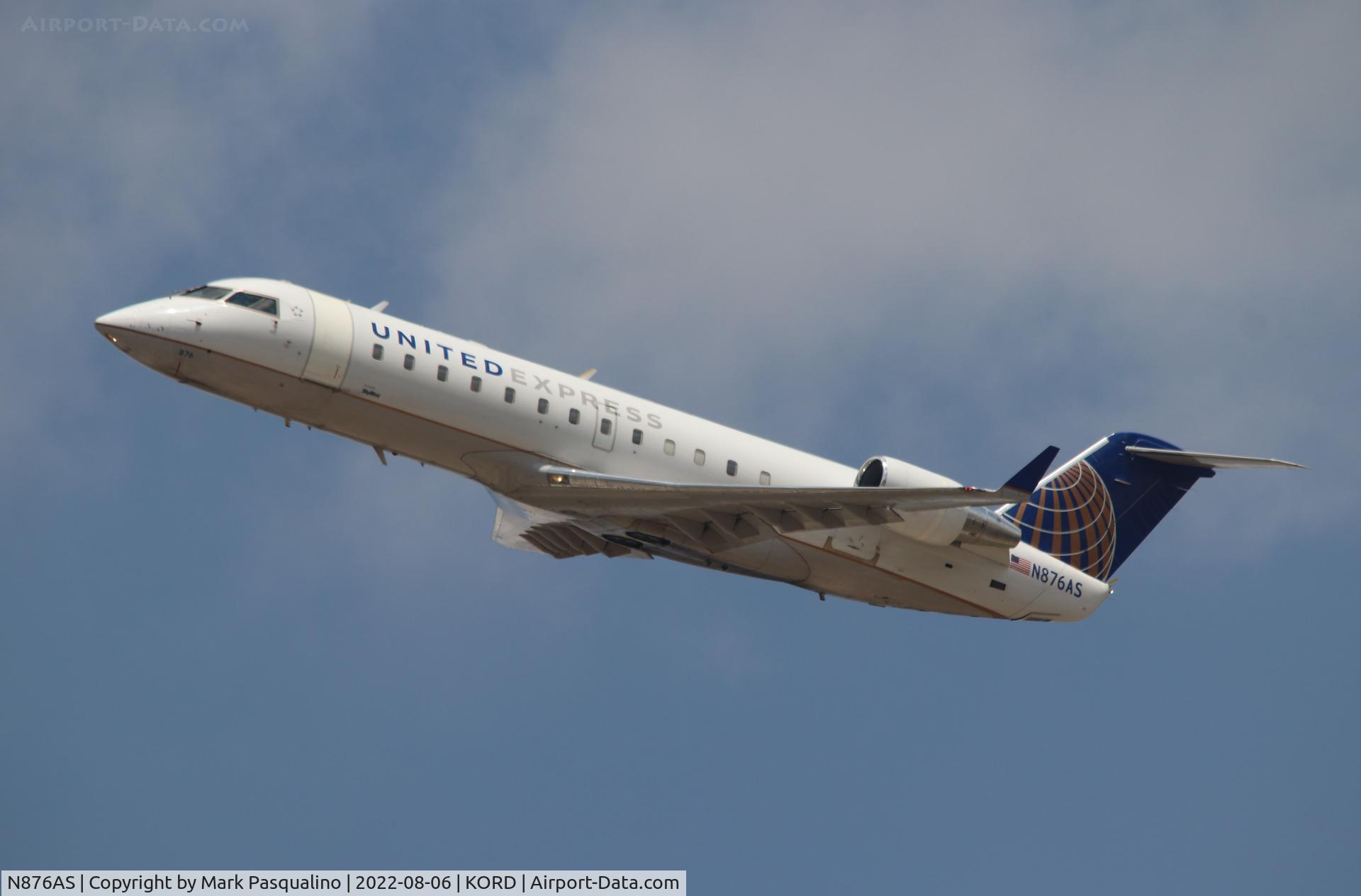 N876AS, 2001 Bombardier CRJ-200ER (CL-600-2B19) C/N 7576, CL-600-2B19