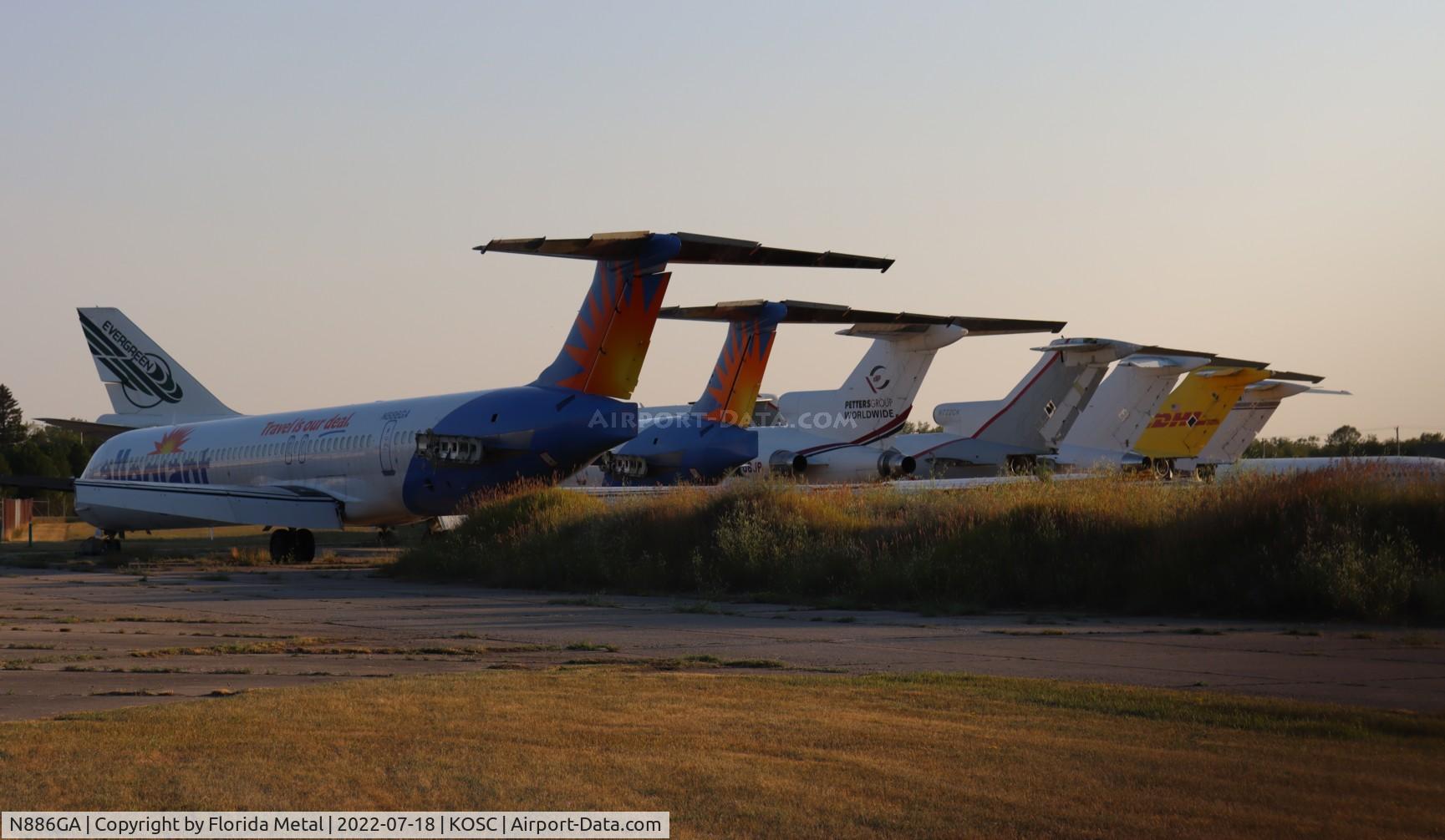 N886GA, 1990 McDonnell Douglas MD-82 (DC-9-82) C/N 49931, OSC 2022