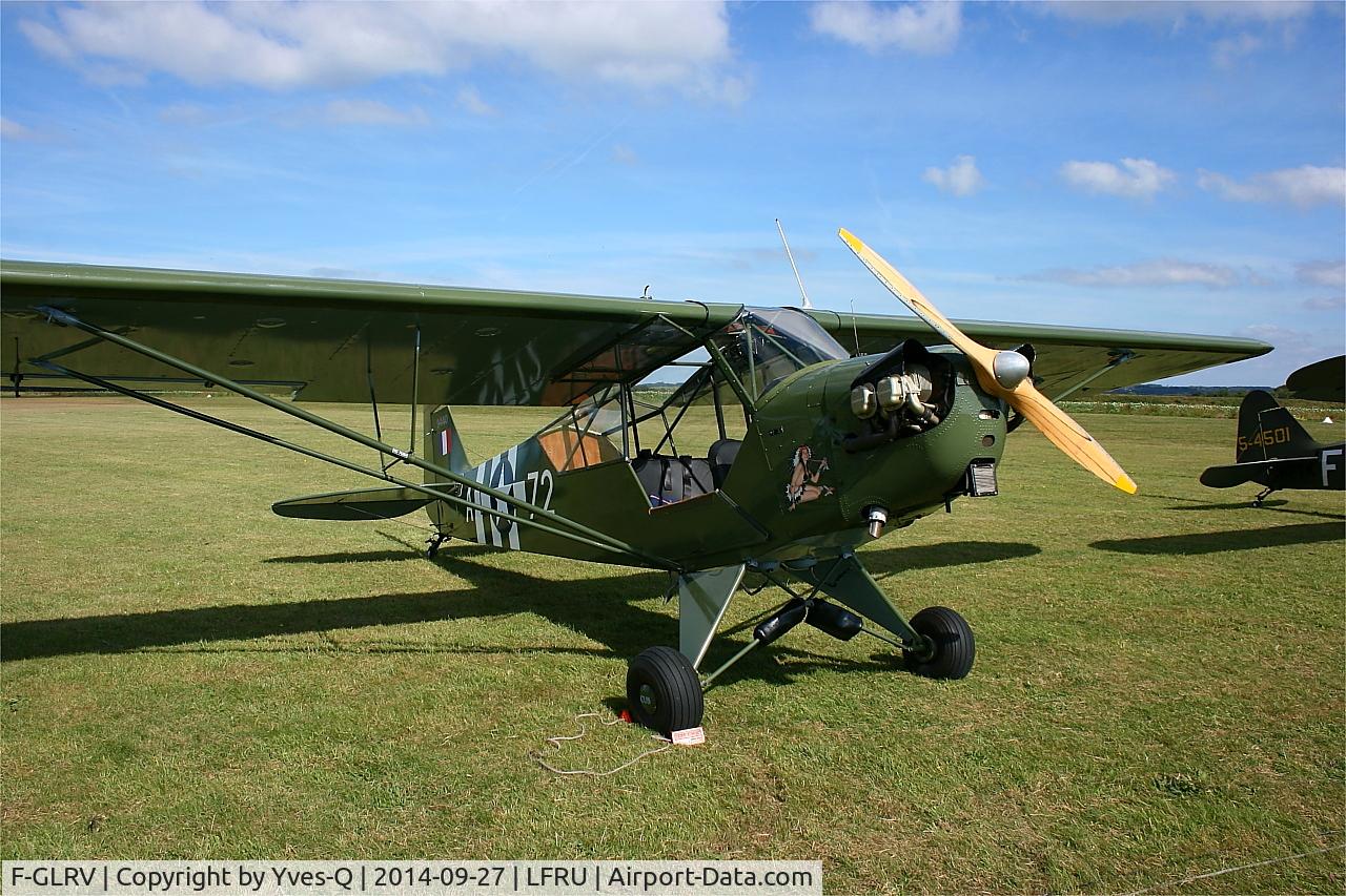 F-GLRV, Piper L-4B Grasshopper C/N 9440, Piper J3C-65, Static display, Morlaix-Ploujean airport (LFRU-MXN) air show in september 2014