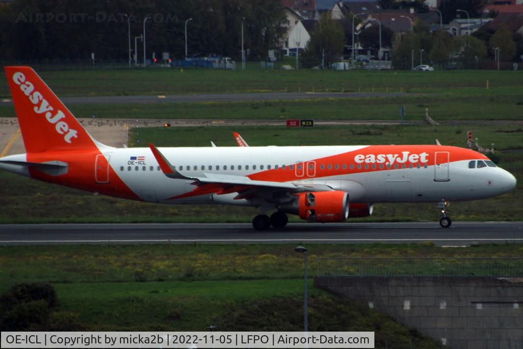 OE-ICL, 2012 Airbus A320-214 C/N 5318, Taxiing