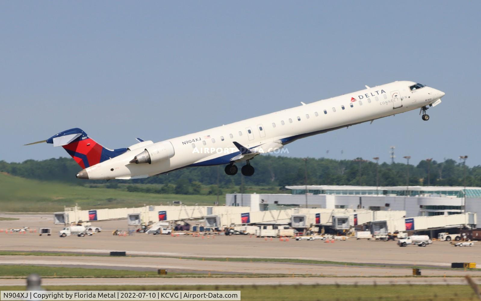 N904XJ, 2007 Bombardier CRJ-900ER (CL-600-2D24) C/N 15135, CVG 2022