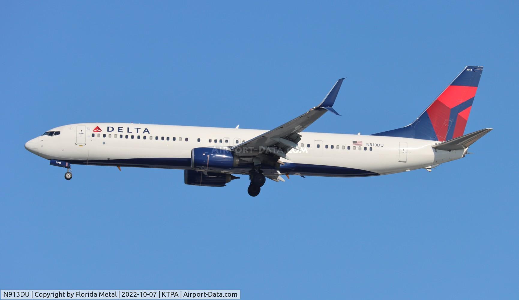 N913DU, 2019 Boeing 737-932/ER C/N 62781, TPA 2022
