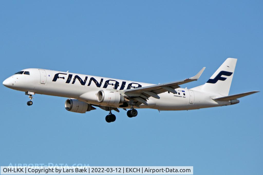 OH-LKK, 2007 Embraer 190LR (ERJ-190-100LR) C/N 19000127, RWY22L