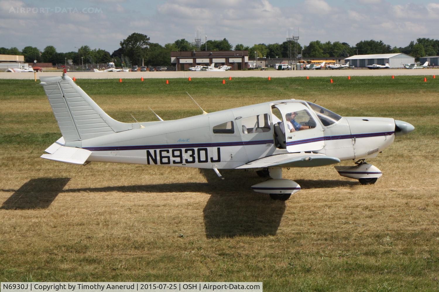 N6930J, 1976 Piper PA-28-181 Archer C/N 28-7690432, 1976 Piper PA-28-181 Archer, c/n: 28-7690432, AirVenture 2015