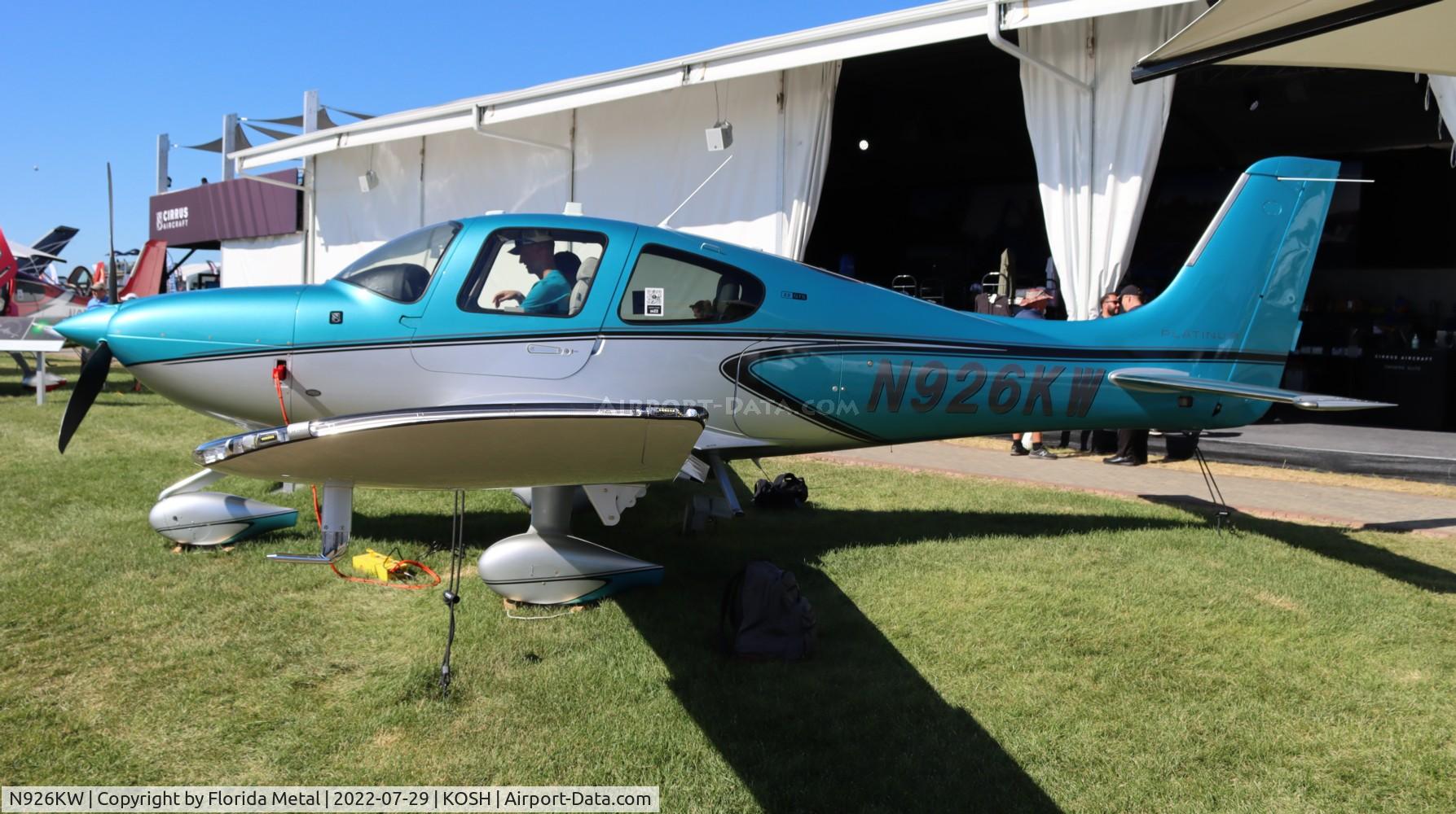N926KW, 2022 Cirrus SR22 C/N 8681, OSH 2022
