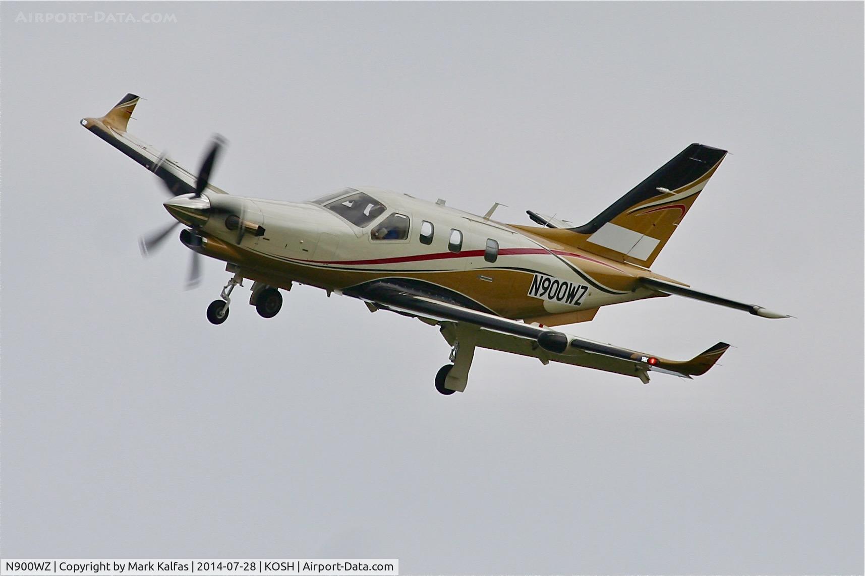 N900WZ, 2014 Socata TBM-700 C/N 1012, Socata TBM-700, N900WZ AT OSH