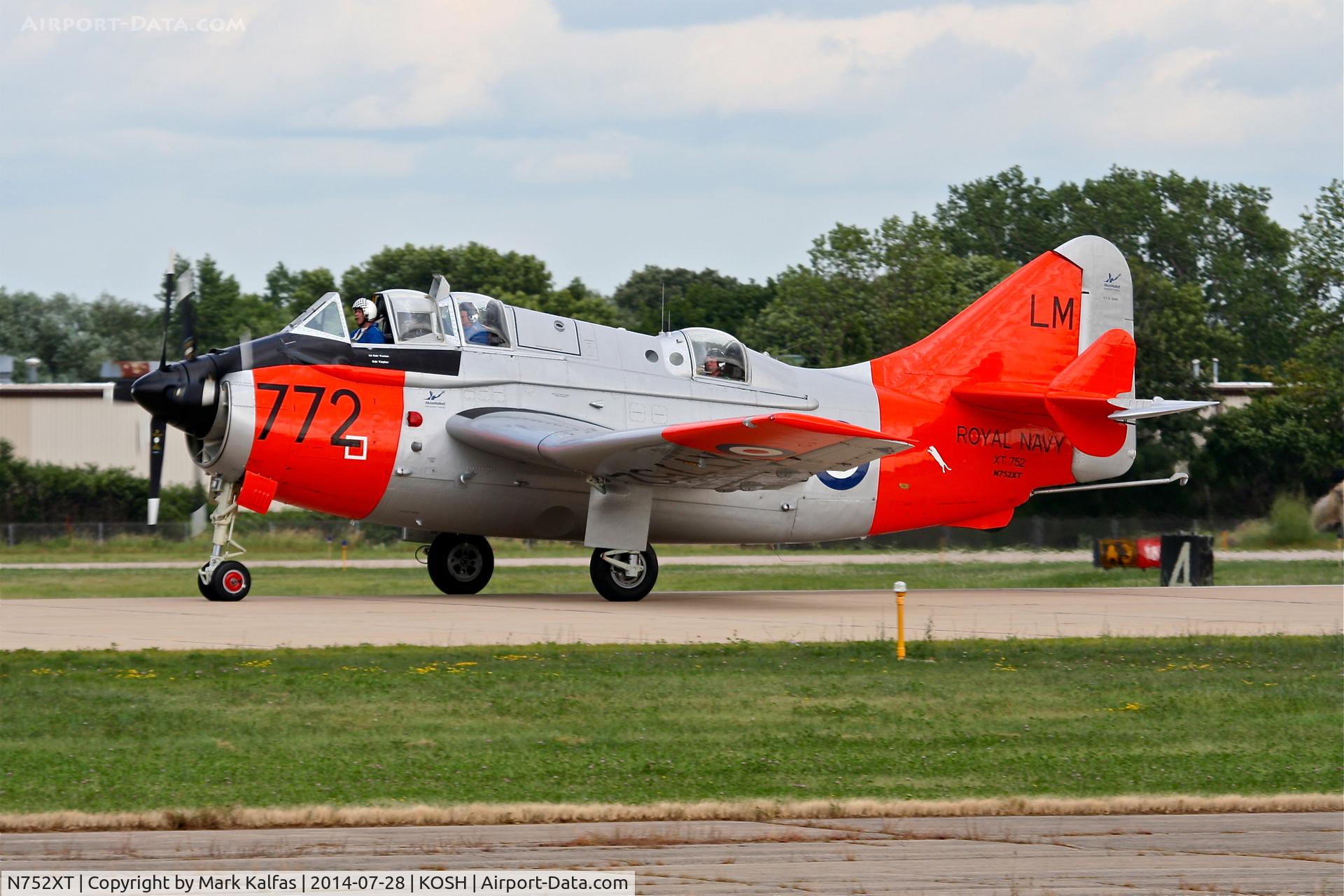 N752XT, 1954 Fairey Gannet T.5 C/N F9137, Fairey Gannet T.5,  N752XT at OSH