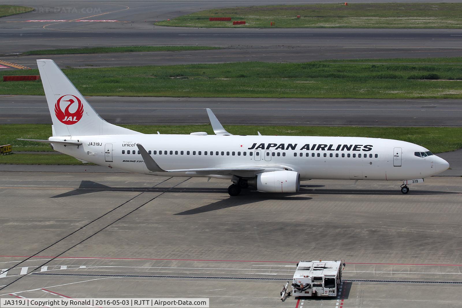 JA319J, 2008 Boeing 737-846 C/N 35348, at hnd