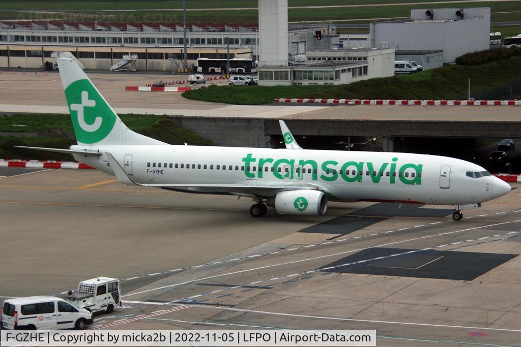 F-GZHE, 2008 Boeing 737-8K2 C/N 29678, Taxiing