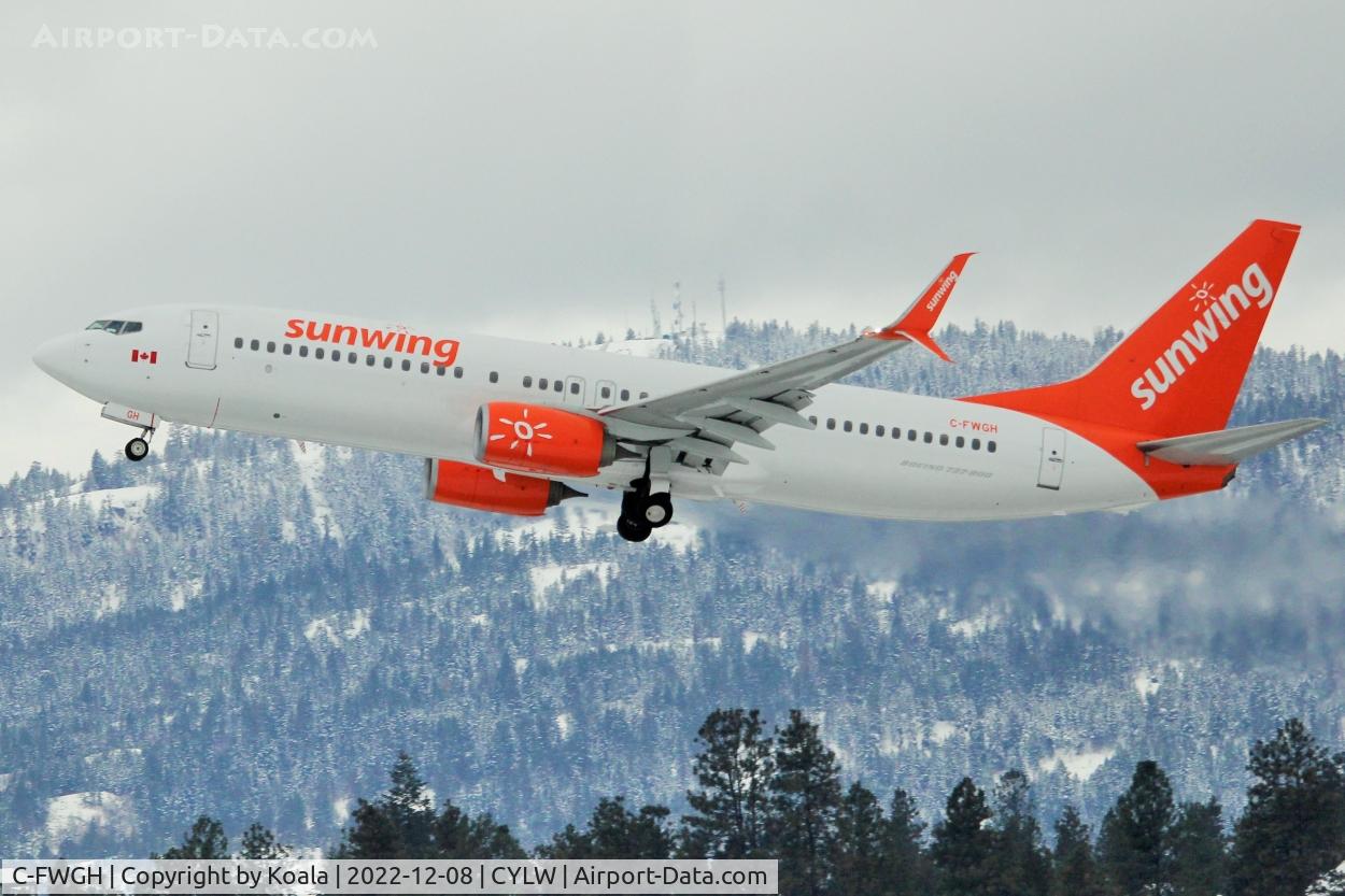 C-FWGH, 2011 Boeing 737-86J C/N 37752, Departure to Toronto after check at KF.