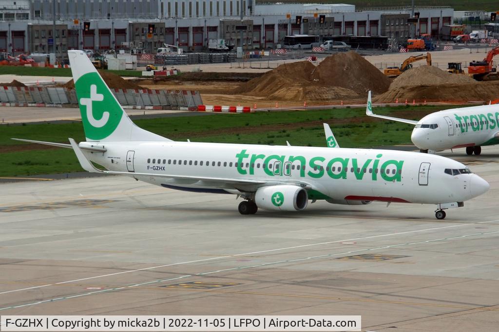 F-GZHX, 2016 Boeing 737-8K2 C/N 41343, Taxiing