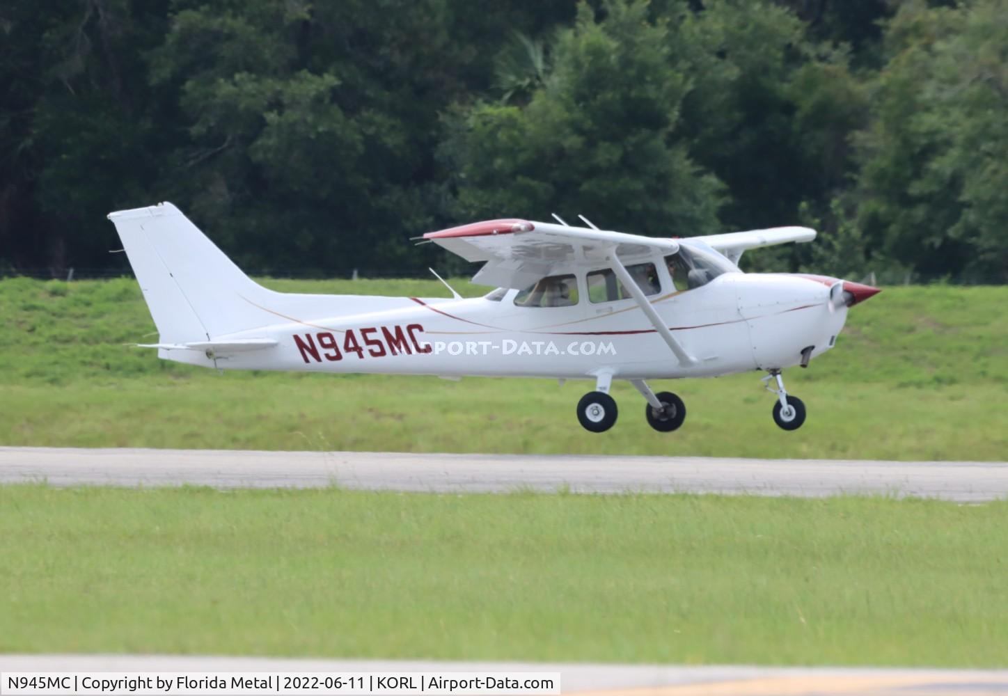 N945MC, Cessna 172S C/N 172S10945, ORL 2022