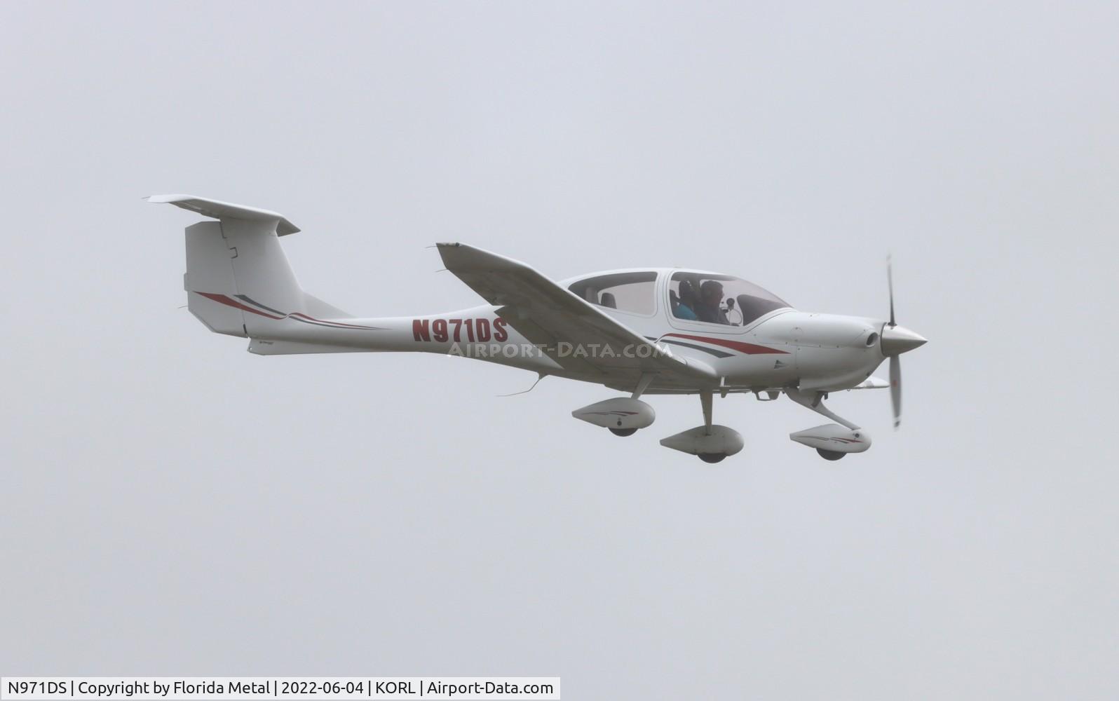 N971DS, 2006 Diamond DA-40 Diamond Star C/N 40.671, ORL 2022