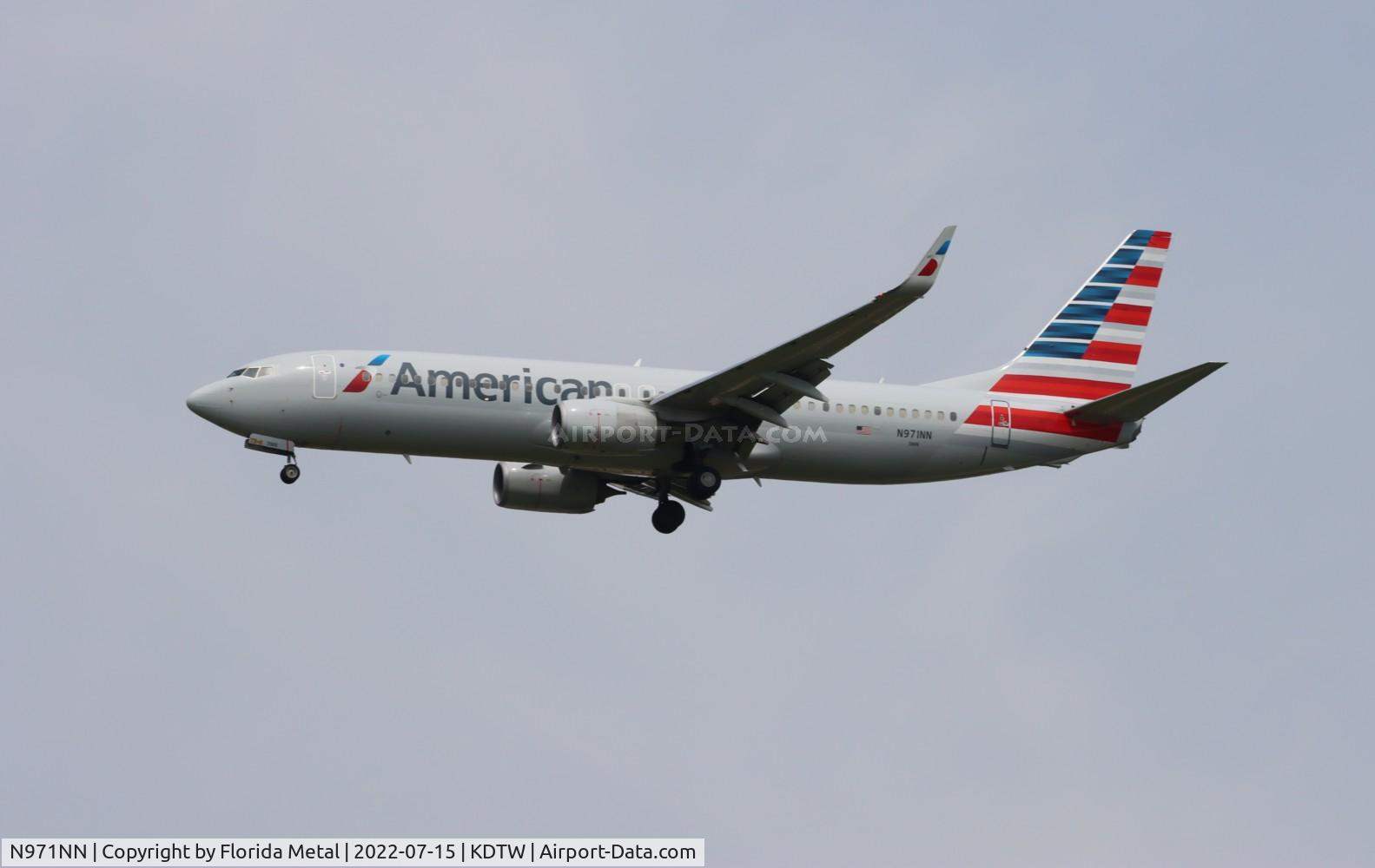 N971NN, 2015 Boeing 737-823 C/N 31217, DTW 2022