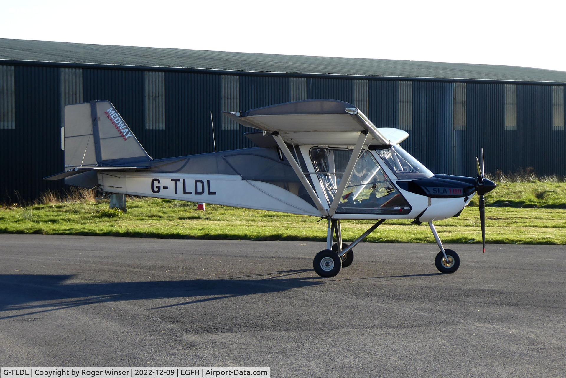 G-TLDL, 2007 Medway SLA 100 Executive C/N 290906, Visiting Medway Executive.