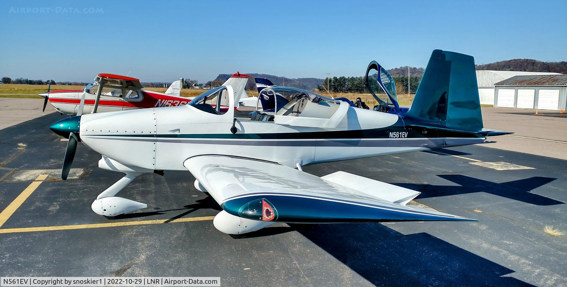 N561EV, 2008 Vans RV-7A C/N 70310, At Sam's Restaurant
