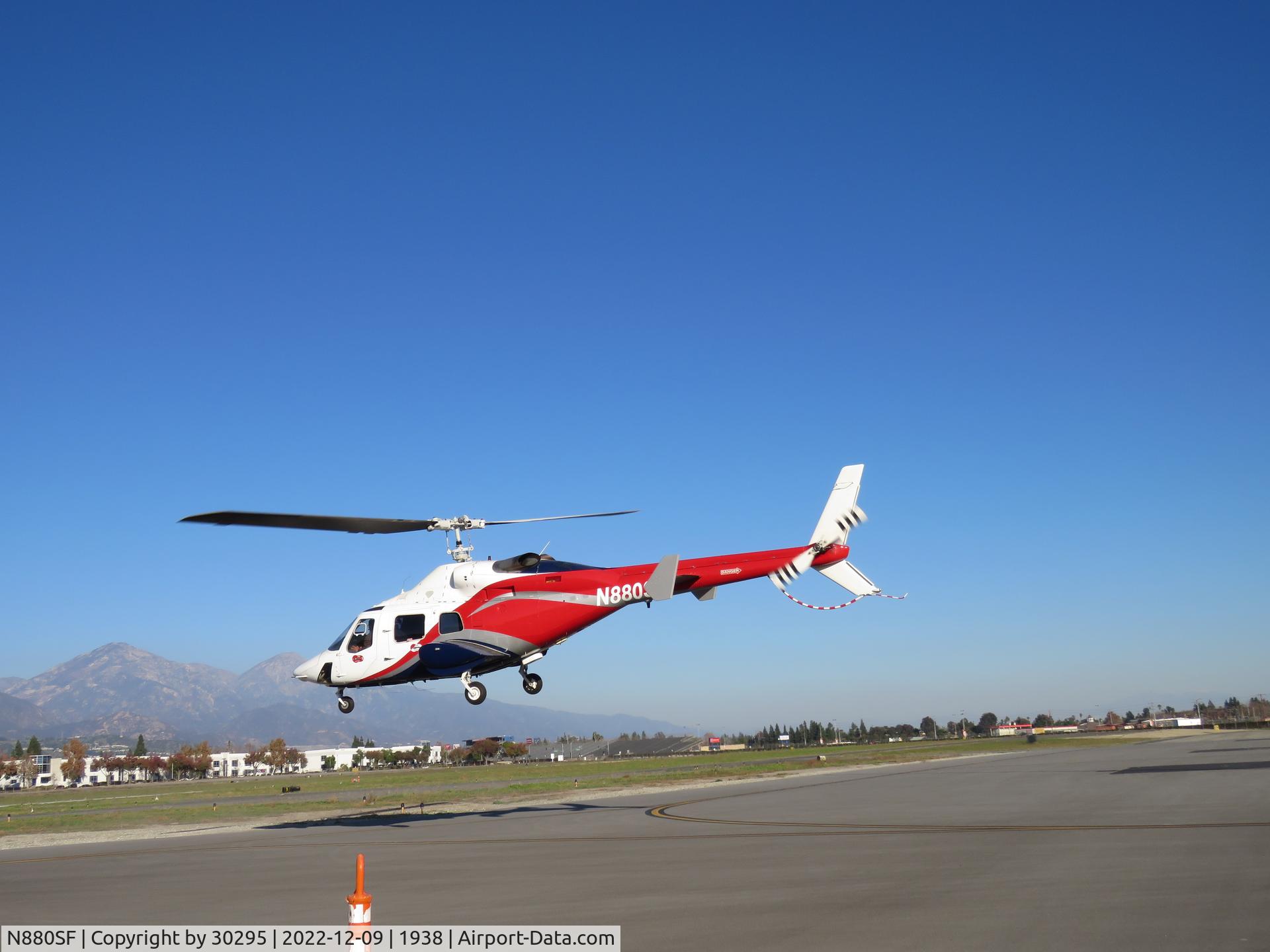 N880SF, 1994 Bell 230 C/N 23024, Taking off