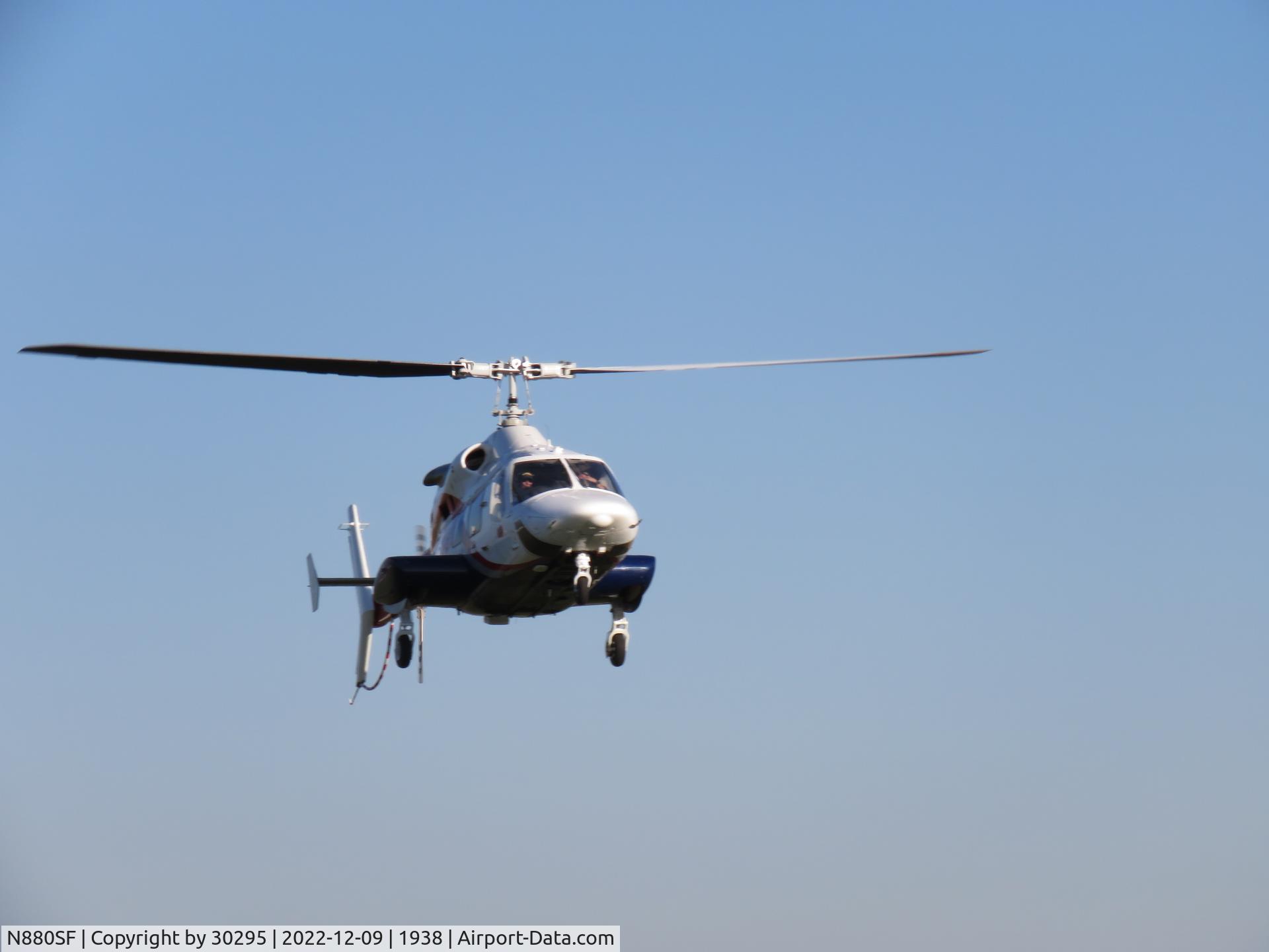 N880SF, 1994 Bell 230 C/N 23024, Headed for landing