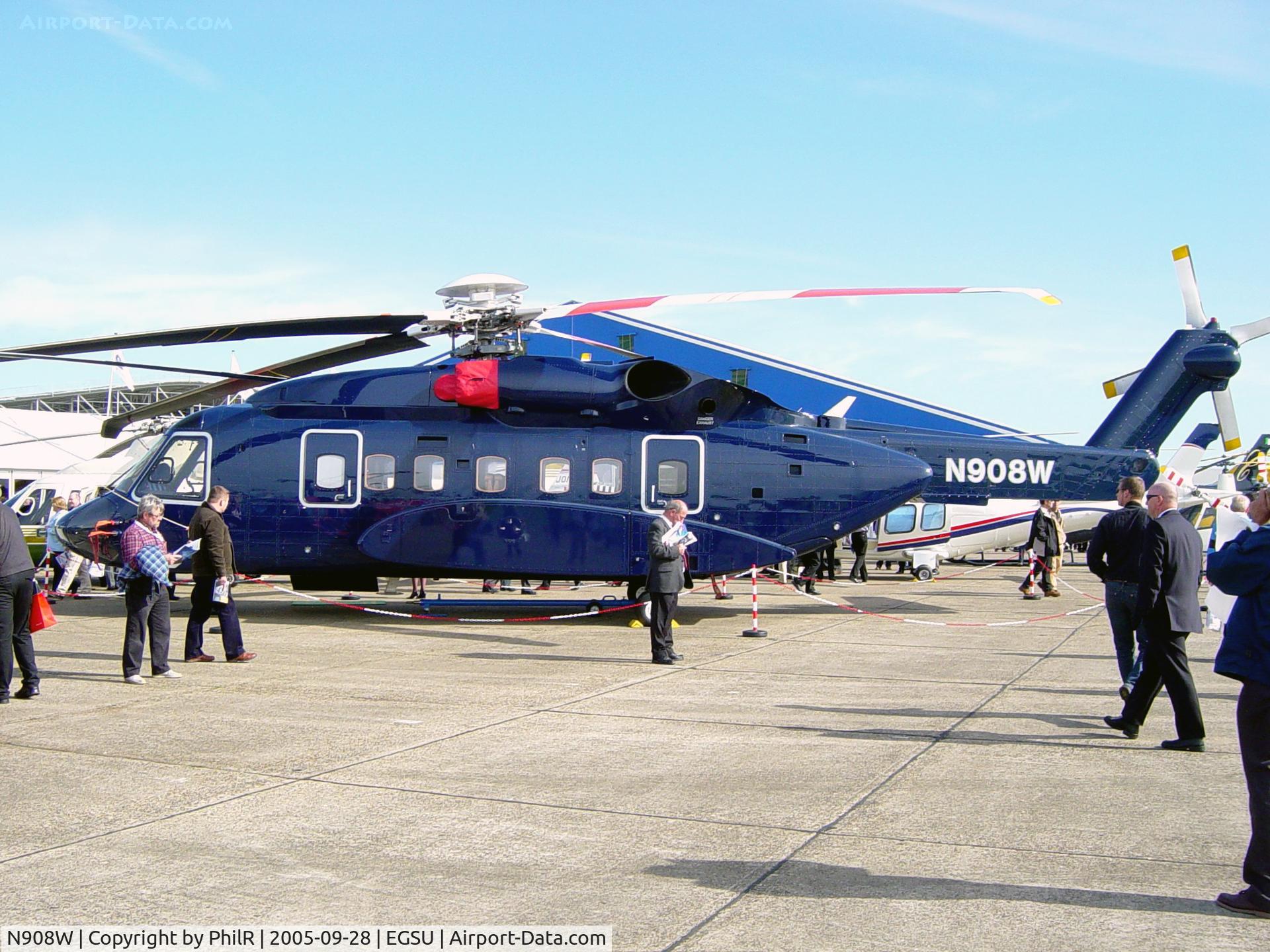 N908W, 2004 Sikorsky S-92A C/N 920007, N908W 2004 Sikorsky S-92A Helitech Duxford