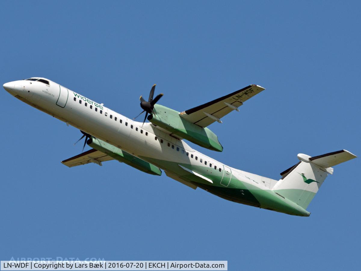 LN-WDF, 2009 De Havilland Canada DHC-8-402Q Dash 8 C/N 4244, RWY22R