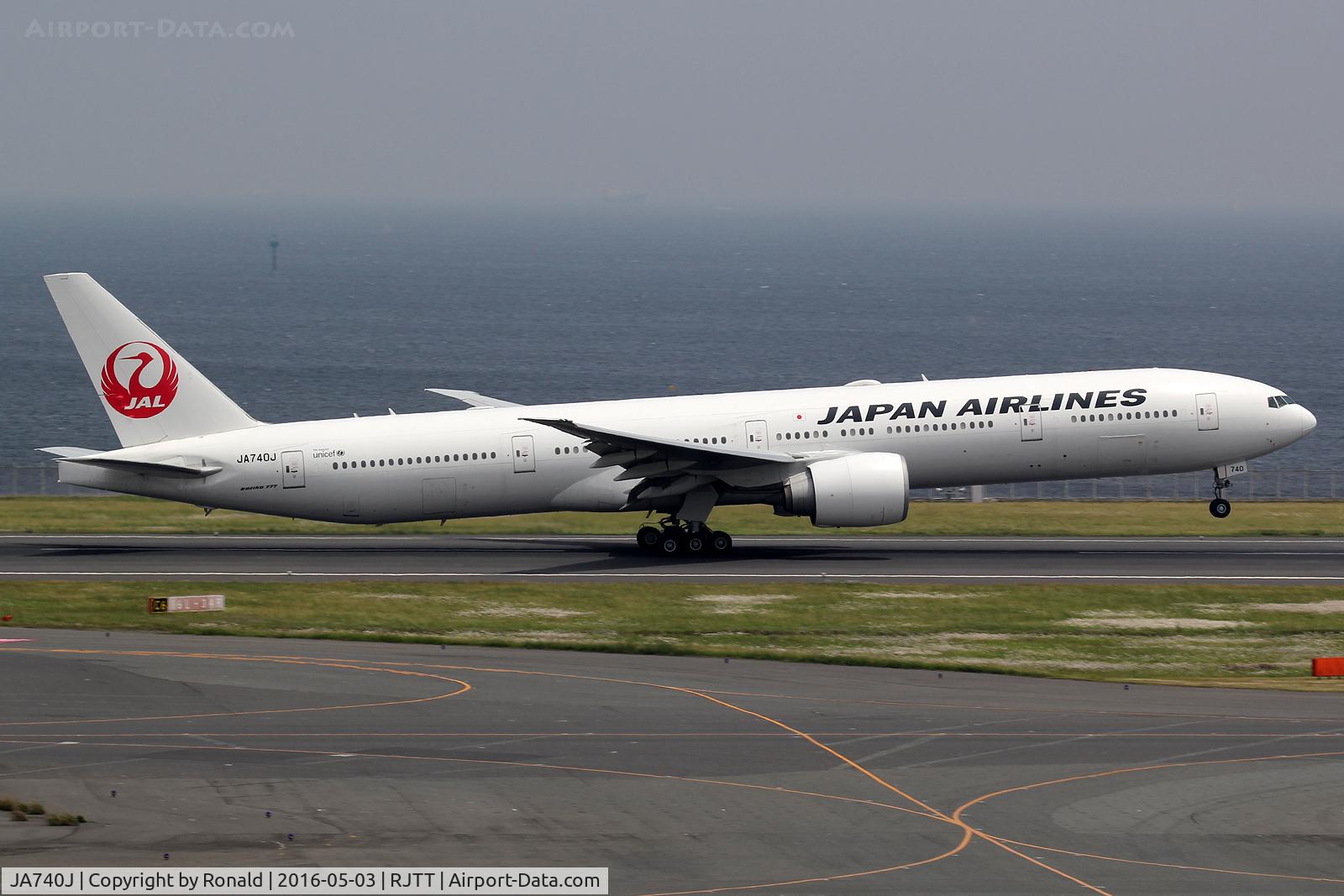 JA740J, 2008 Boeing 777-346 C/N 36127, at hnd