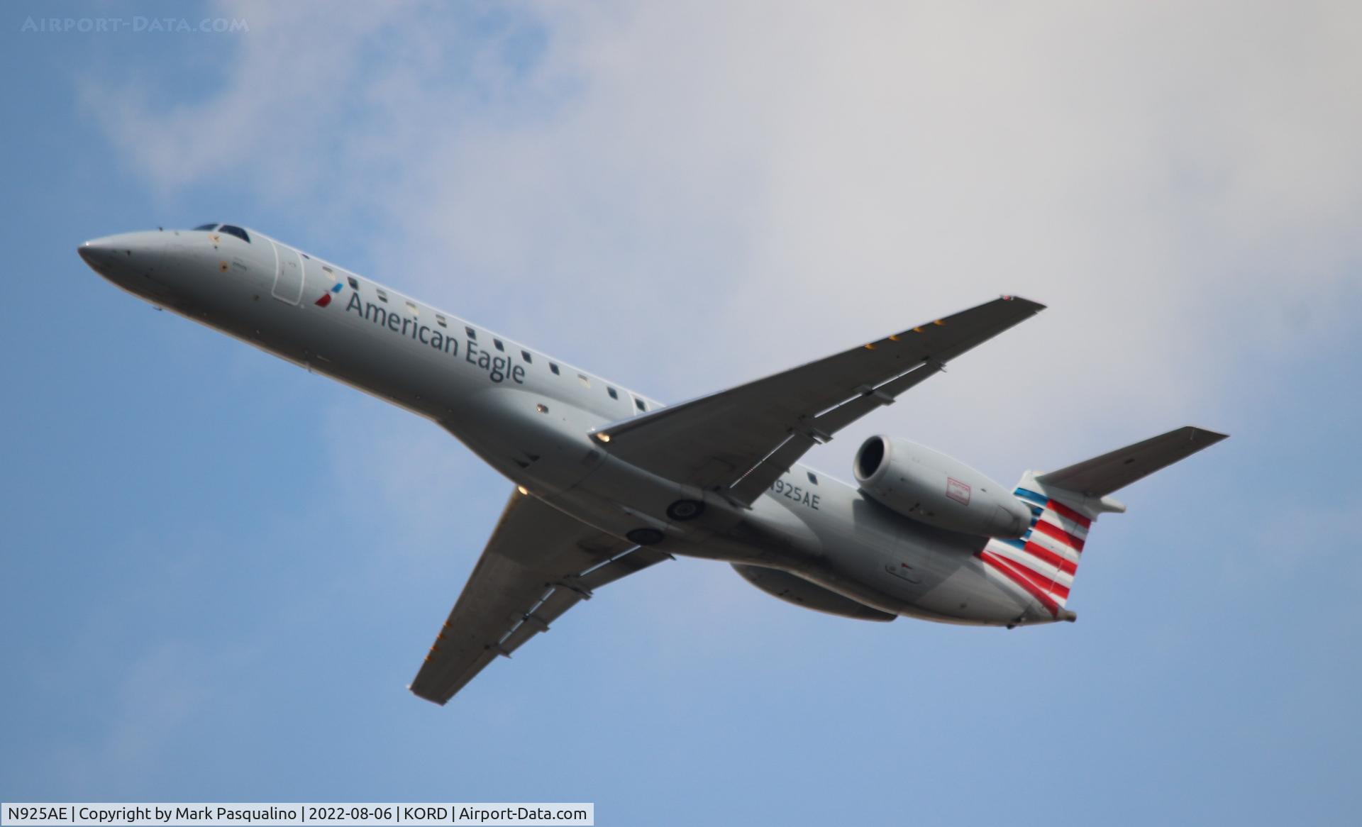 N925AE, 2005 Embraer ERJ-145LR (EMB-145LR) C/N 14500908, EMB-145LR