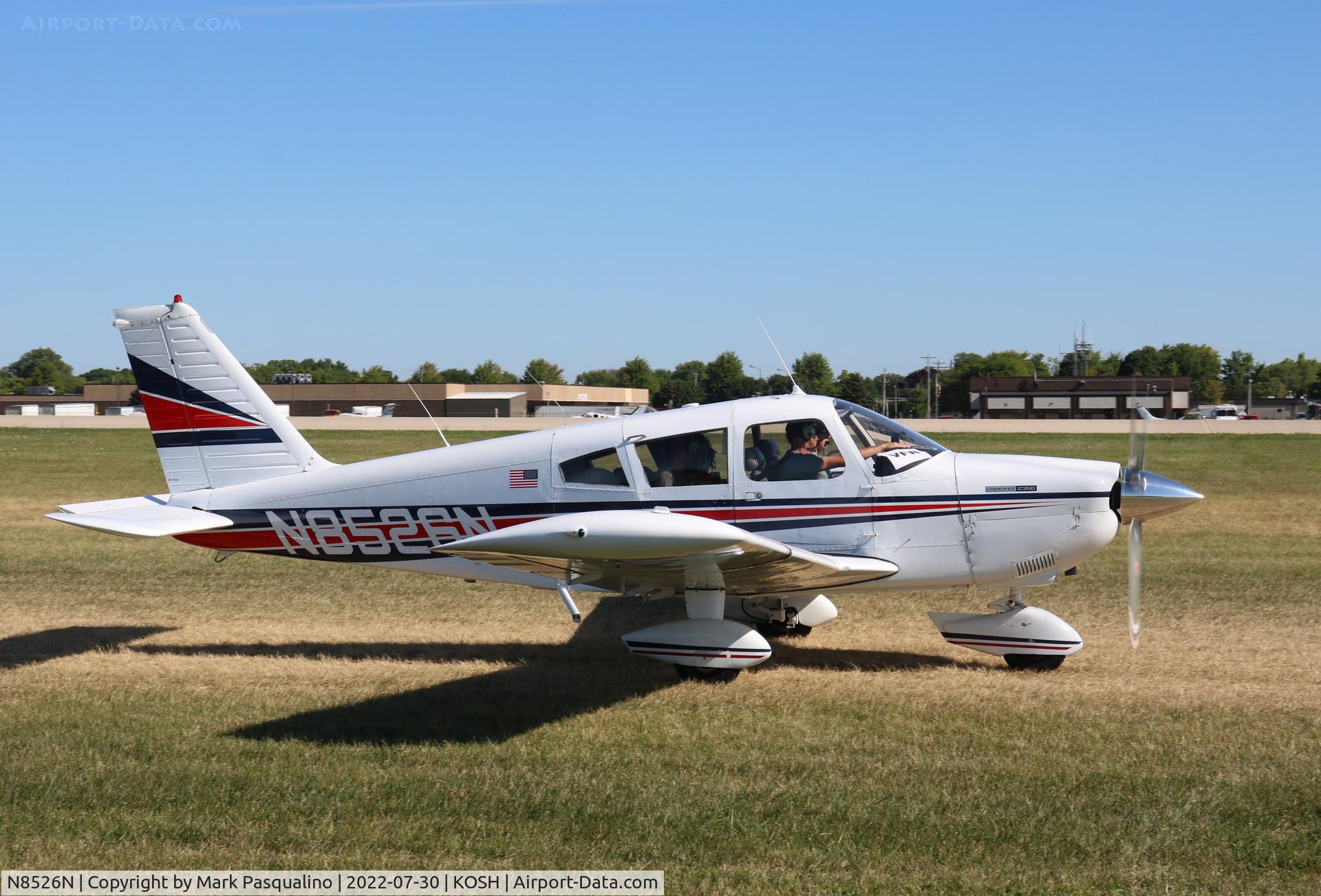 N8526N, 1969 Piper PA-28-235 C/N 28-11325, Piper PA-28-235